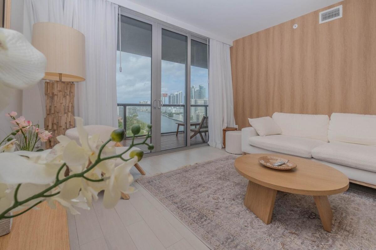 2B 2B Luxury Ocean Views Apt In Hallandale Beach公寓 外观 照片