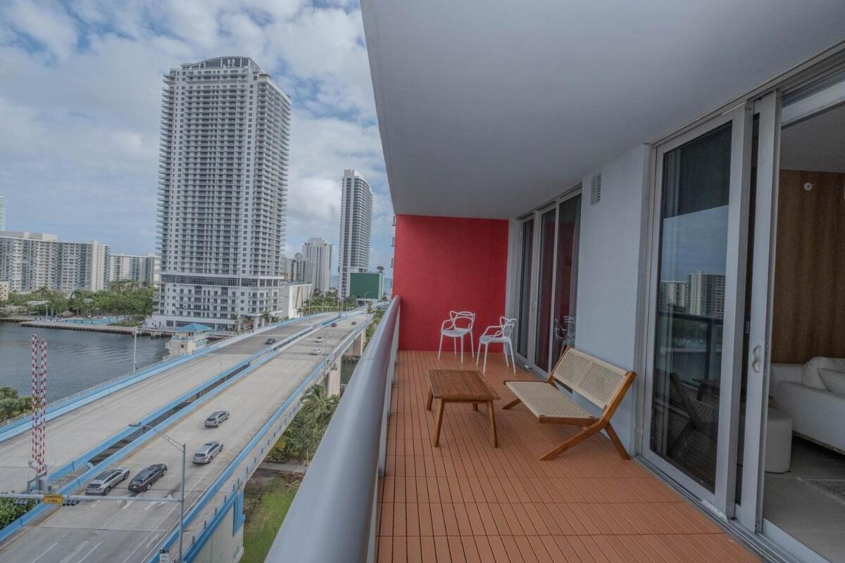 2B 2B Luxury Ocean Views Apt In Hallandale Beach公寓 外观 照片