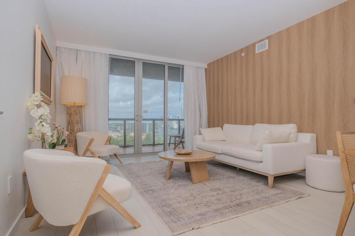 2B 2B Luxury Ocean Views Apt In Hallandale Beach公寓 外观 照片